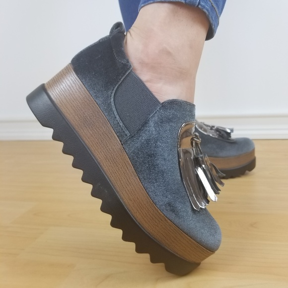 Chunky Block Heel Platform Velvet Shoes - Picture 3 of 8